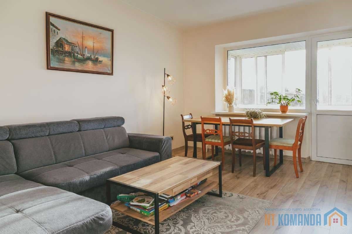Parduodamas 2 kamb. suremontuotas butas Klaipėdoje, Sausio 15-osios g.