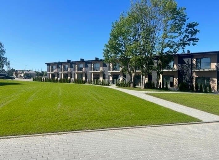 IŠSKIRTINIS 3 KAMBARIŲ BUTAS SU TERASA,VĖŽIŲ G., PALANGOJE